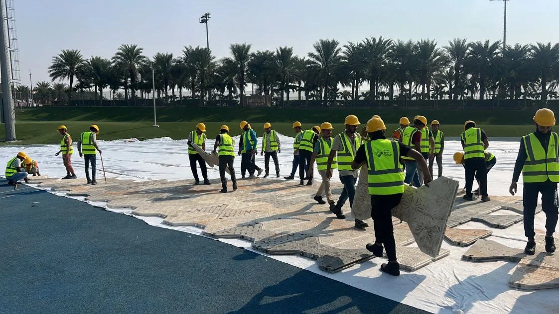 FloorLess crew on site